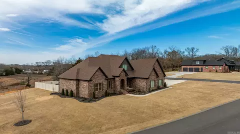 Exterior - 7 Gardner Dr, Greenbrier, AR 72058 photo 6 of 8