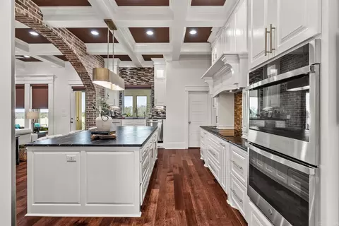 Kitchen - 7 Gardner Dr, Greenbrier, AR 72058 photo 3 of 12