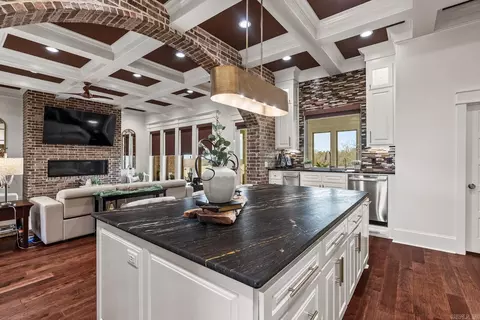Kitchen - 7 Gardner Dr, Greenbrier, AR 72058 photo 5 of 12