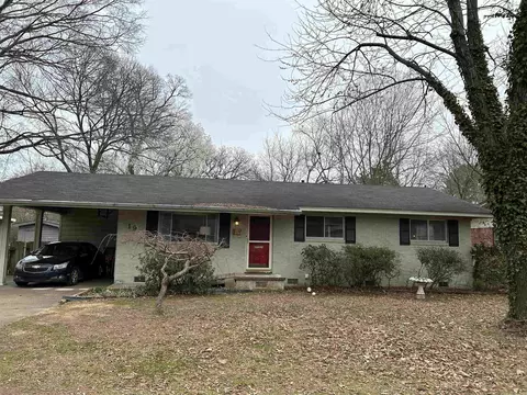 Exterior - 19 Meadowbrook Dr, Conway, AR 72032 photo 1 of 8