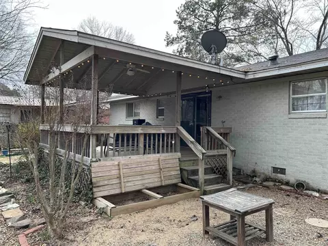 Exterior - 19 Meadowbrook Dr, Conway, AR 72032 photo 5 of 8