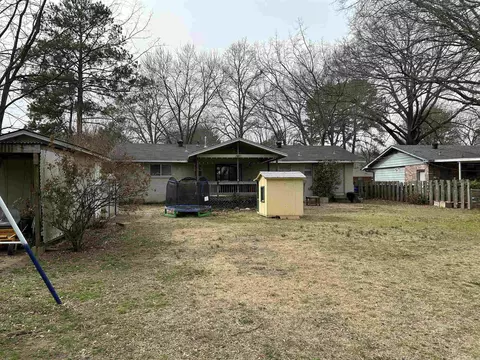 Exterior - 19 Meadowbrook Dr, Conway, AR 72032 photo 3 of 8