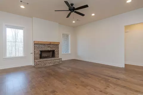 Living - 13764 Avilla W, Alexander, AR 72002 photo 2 of 3