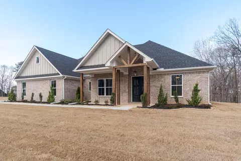 Exterior - 13764 Avilla W, Alexander, AR 72002 photo 2 of 7