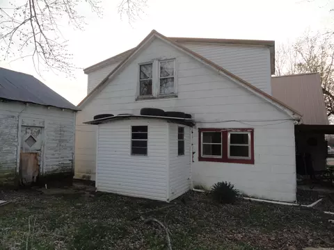 Exterior - 507 Spring St, Marshall, AR 72650 photo 12 of 21