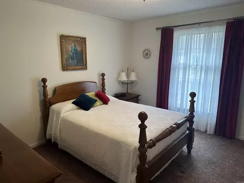 Bedroom - 6849 Village Dr, Pine Bluff, AR 71603 photo 1 of 5