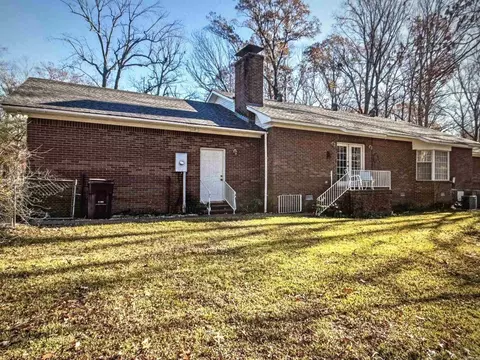 Exterior - 6849 Village Dr, Pine Bluff, AR 71603 photo 5 of 10