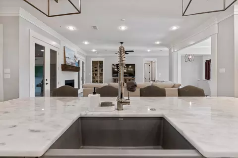 Kitchen - 1650 Winterbrook Dr, Conway, AR 72034 photo 9 of 13