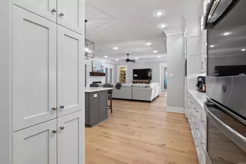 Kitchen - 1650 Winterbrook Dr, Conway, AR 72034 photo 12 of 13
