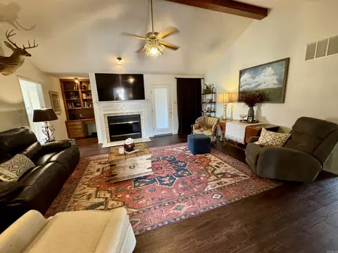 8601 Skypark Dr, Fort Smith, AR 72903 photo 4