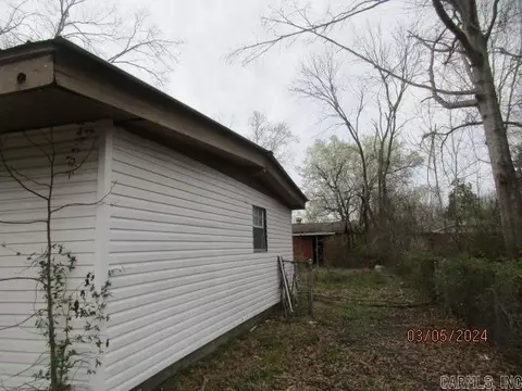 3200 Jonquil, Pine Bluff, AR 71603 photo 3
