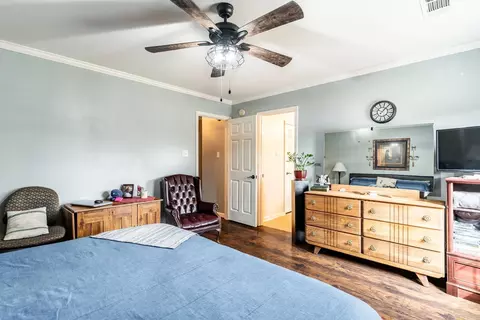 Bedroom - 909 Scooty Dr, Beebe, AR 72012 photo 1 of 7