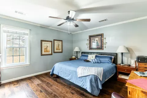 Bedroom - 909 Scooty Dr, Beebe, AR 72012 photo 2 of 7