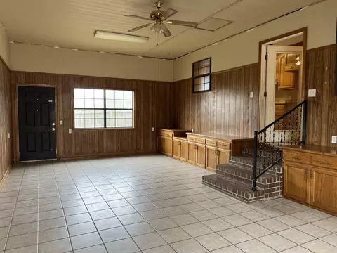 Living - 300 Smelser, Kensett, AR 72082 photo 1 of 3