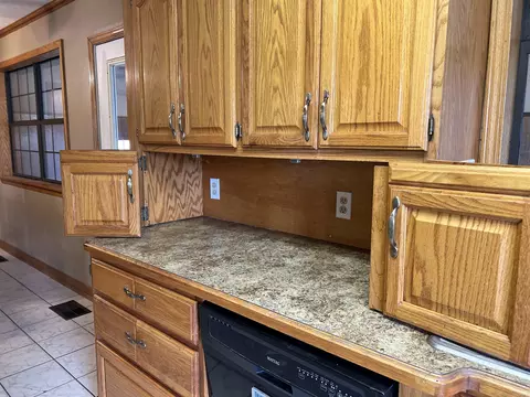 Kitchen - 300 Smelser, Kensett, AR 72082 photo 1 of 3