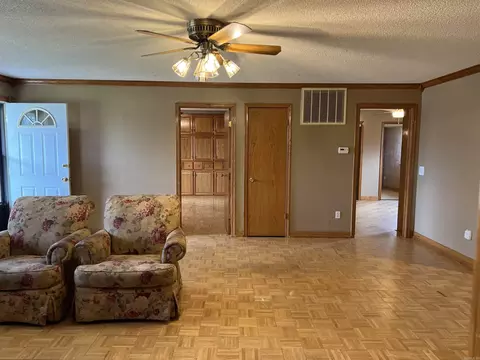 Living - 300 Smelser, Kensett, AR 72082 photo 3 of 3