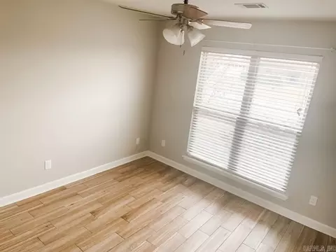 2305 Linda Dr, Conway, AR 72032 photo 9