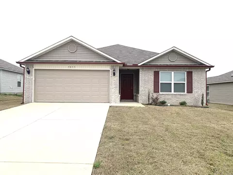 Exterior - 3033 Emerald Park Trl, Bauxite, AR 72011 photo 1 of 7