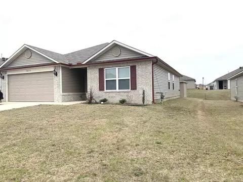 Exterior - 3033 Emerald Park Trl, Bauxite, AR 72011 photo 2 of 7