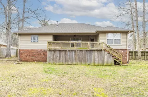 Exterior - 2619 Millbrook Dr, Benton, AR 72015 photo 6 of 8