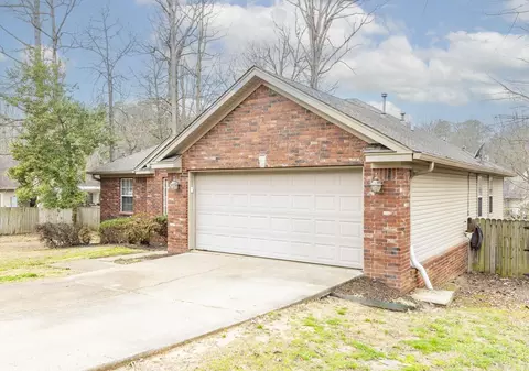 Exterior - 2619 Millbrook Dr, Benton, AR 72015 photo 7 of 8