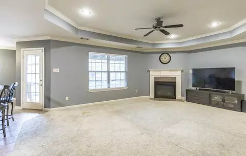 Living - 2619 Millbrook Dr, Benton, AR 72015 photo 3 of 3