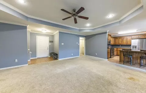 Living - 2619 Millbrook Dr, Benton, AR 72015 photo 2 of 3