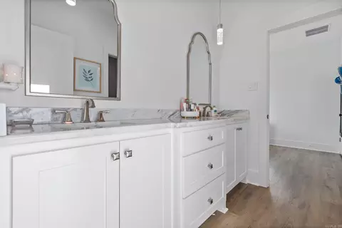 Bath - 6009 Paint Cv, Alexander, AR 72002 photo 6 of 6