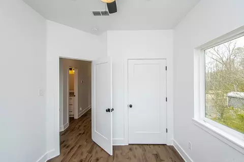Entry Way - 505 Algood, Benton, AR 72015 photo 2 of 3