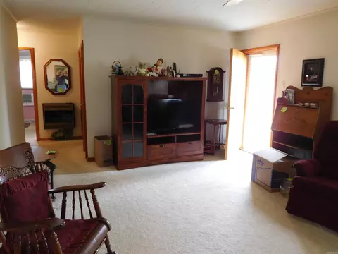 1019 W 4th St, Rector, AR 72461 photo 3