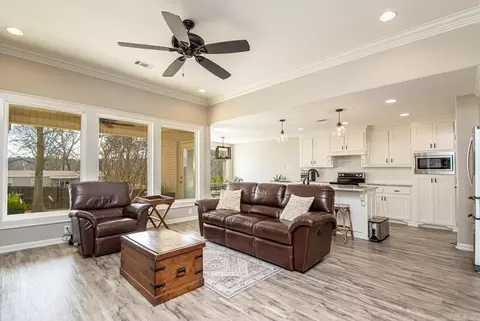 Living - 409 Windrush Pt, Alexander, AR 72002 photo 1 of 4