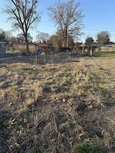 530 Maple St, Trumann, AR 72472 photo 1
