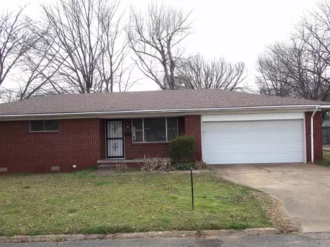 305 Birch, Searcy, AR 72143
