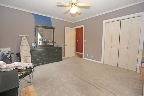 Bedroom - 1918 W 32nd Ave, Pine Bluff, AR 71603 photo 3 of 7