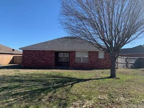Exterior - 18 Bartlett Ln, Ward, AR 72176 photo 5 of 7