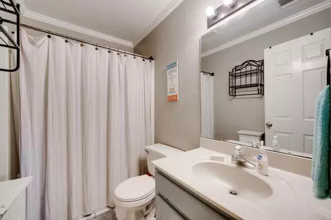 Bath - 2805 Longbow Ln, Conway, AR 72034 photo 2 of 2