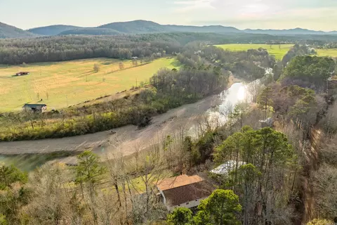 89 Loyd Cogburn Rd, Glenwood, AR 71943
