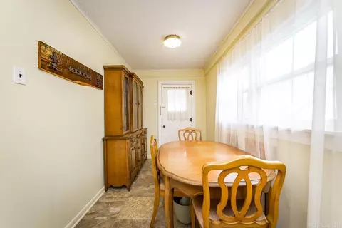 Dining - 623 S Richards, Benton, AR 72015 photo 2 of 2