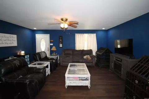 Living - 5864 Grant County Road 67, Grapevine, AR 72057 photo 4 of 5