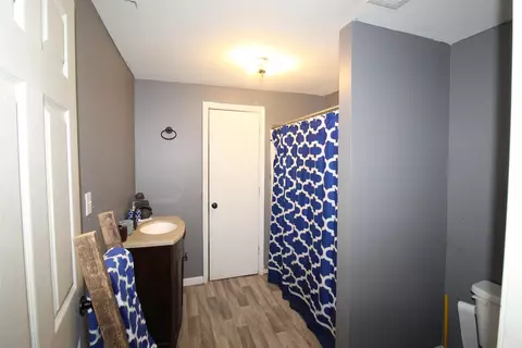 Bath - 5864 Grant County Road 67, Grapevine, AR 72057 photo 2 of 2
