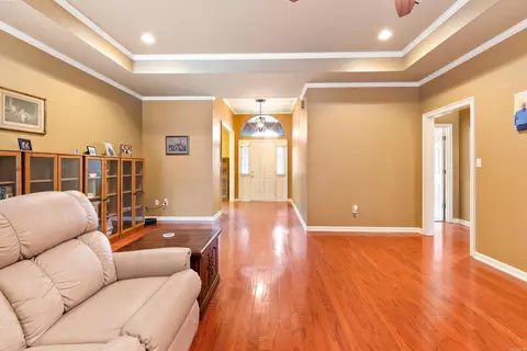 Living - 2002 Rodeo Dr, Bryant, AR 72022 photo 3 of 3