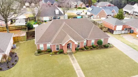 Exterior - 2002 Rodeo Dr, Bryant, AR 72022 photo 4 of 7