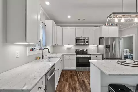 Kitchen - 320 Wagontrain Rd, Beebe, AR 72012 photo 3 of 4