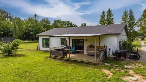 Exterior - 320 Wagontrain Rd, Beebe, AR 72012 photo 7 of 9