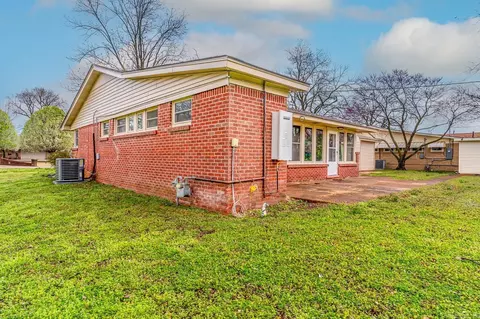 Exterior - 315 Davis St, Trumann, AR 72472 photo 8 of 13