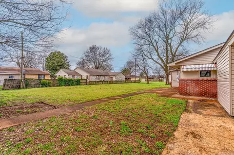 Exterior - 315 Davis St, Trumann, AR 72472 photo 12 of 13