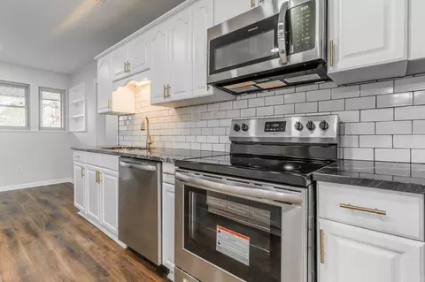 Kitchen - 315 Davis St, Trumann, AR 72472 photo 4 of 8