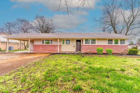 Exterior - 315 Davis St, Trumann, AR 72472 photo 1 of 13
