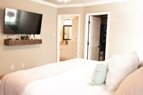 Bedroom - 235 Creek View Dr, Austin, AR 72007 photo 3 of 5