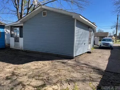 Exterior - 1916 Erbach St, Conway, AR 72034 photo 8 of 19